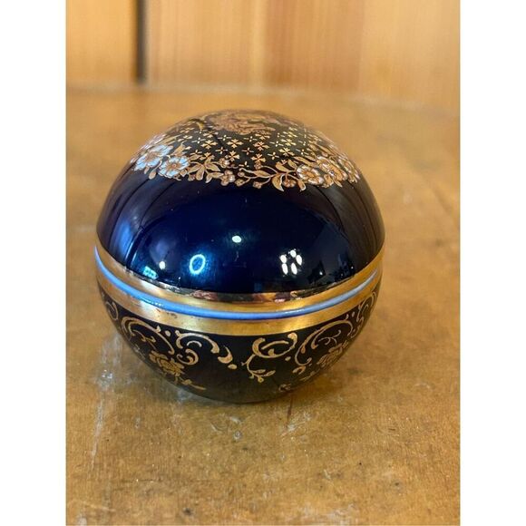 Vintage Limoges Castel France Small Colbalt Blue & 22K Gold Egg Trinket Box (874 - Picture 4 of 9